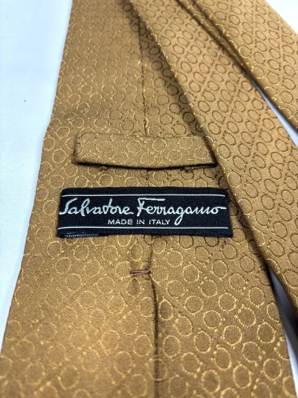 Vintage 90s Salvatore Ferragamo Silk Tie Gold Gancini Monogram Italy Old Money - Picture 5 of 7